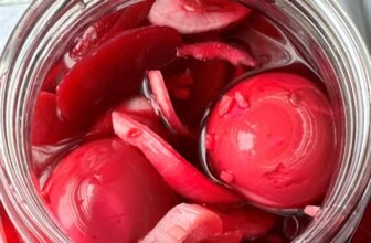 RED BEET PICKLED EGGS – The Southern Girl Cooks