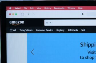 The way to contact Amazon customer support by telephone, e-mail, chat
