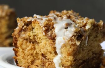 Bitter Cream Apple Espresso Cake